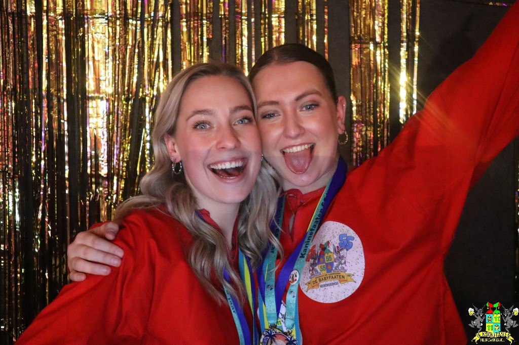 ../Images/Jeugd Opwarmbal Photobooth 286.jpg